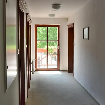 Kounicky Dvur 4* Dolní Kounice