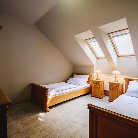 Kounicky Dvur 4* Dolní Kounice