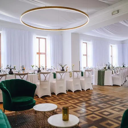 Kounický Dvůr Hotel 4*