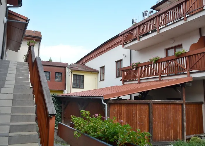 Kounicky Dvur Hotel Dolní Kounice