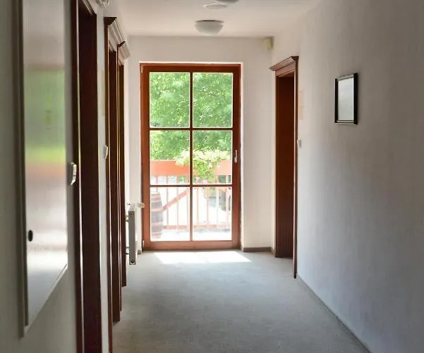 Kounicky Dvur 4* Dolní Kounice