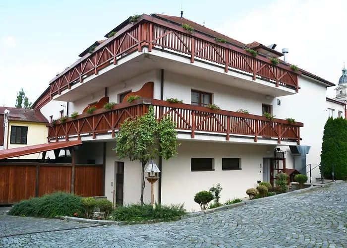 Kounicky Dvur Hotel Dolní Kounice
