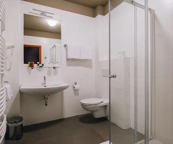 Kounicky Dvur Hotel Dolní Kounice